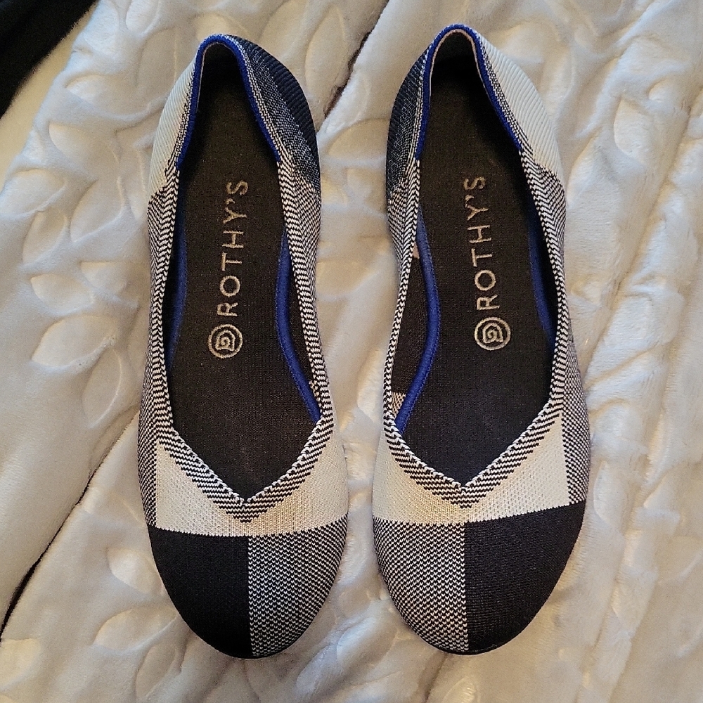 Rothy's Black and Beige Flats